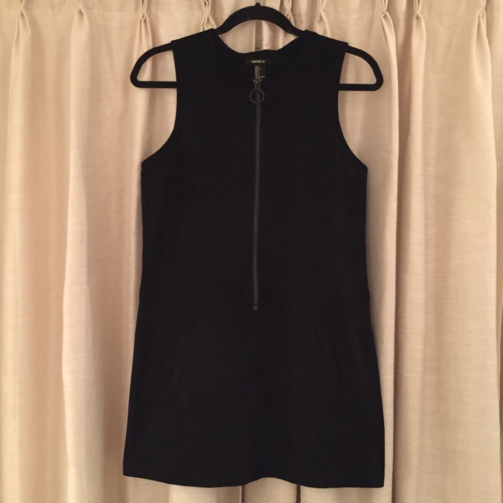Black Suede Dress with Zipper and Pockets